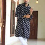 Mens Black Printed Cotton Kurta with White Pajama – Traditional Ethnic Wear for Festive & Wedding