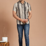 Mens Grey & Black Zigzag Printed Cotton Short-Sleeve Shirt  Casual Trendy Wear
